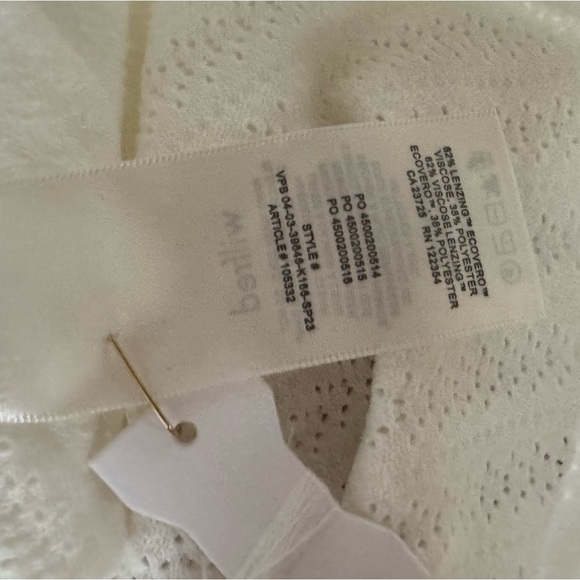 Aritzia Soloist Scoop Neck Sweater - Picture 7 of 7